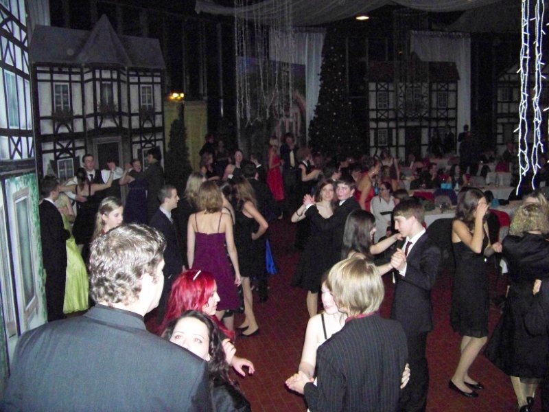 2010-12-11BallBaumhain 016